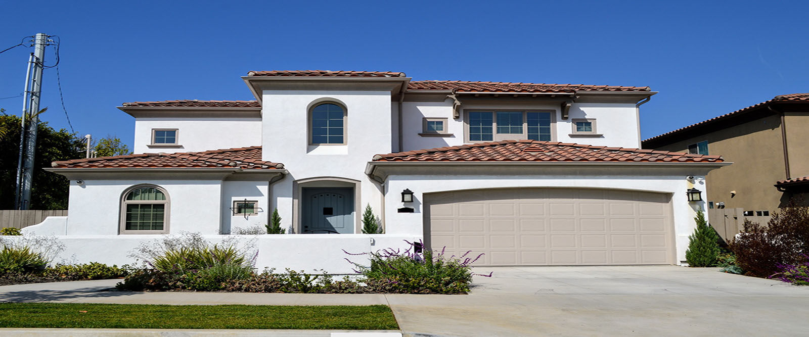 full house and garage door